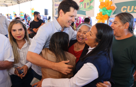 Daniel Vilela entrega 50 casas a custo zero em Serranópolis e amplia acesso à moradia digna no interior de Goiás